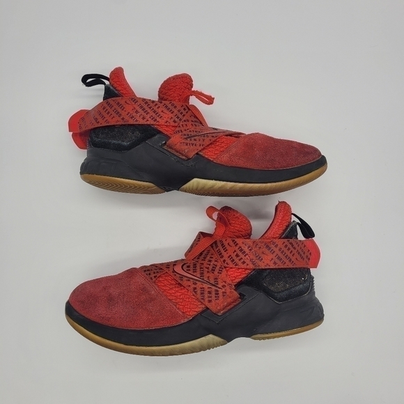 Nike LeBron Soldier XII Red/Black Kids Shoes 5 Youth 6.5 Women - Picture 10 of 13